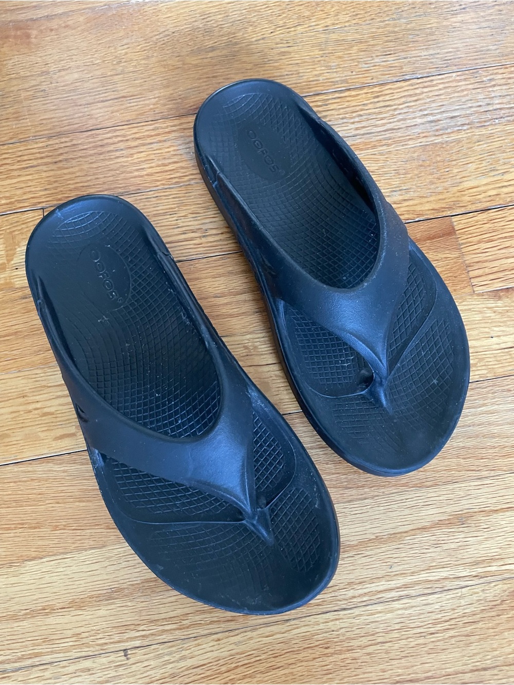 Black OOFOS Sandals